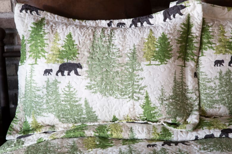 Pine Wilderness Quilt Set - Quilts Bedspreads & Coverlets