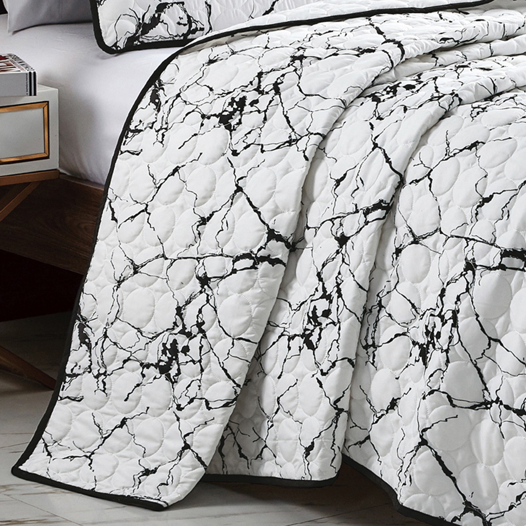 Marble White Modern Abstract Quilt - 3 Piece Set - Quilts 