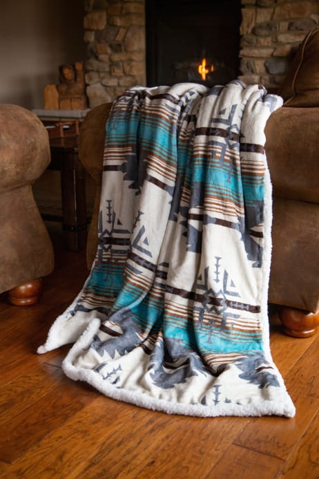 Wrangler Lone Mountain Sherpa Throw Blanket - Linen Mart Cozy Down Comforters, Quilts, Sheets,Pillows & Weighted Blankets